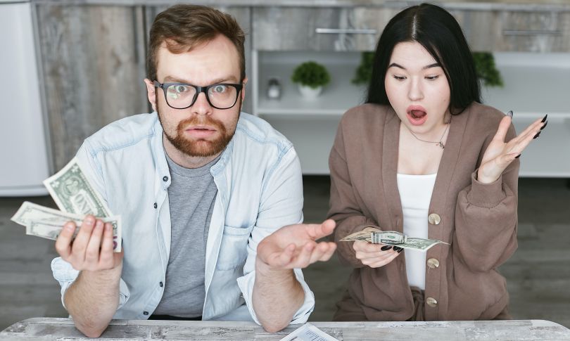 Влияние денег на секс и отношения партнеров