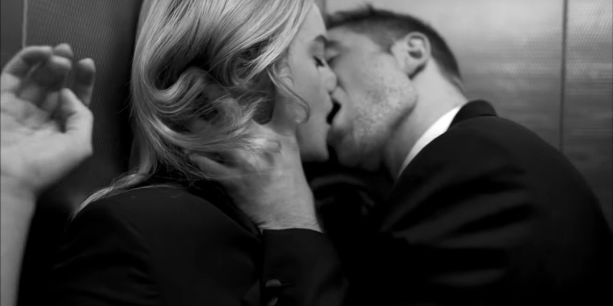 Хочешь экстрима? Секс в лифте - кто еще не пробовал?