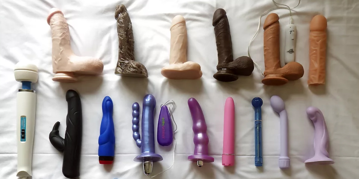 Дилдо vs. вибратор: что принесет больше наслаждения?