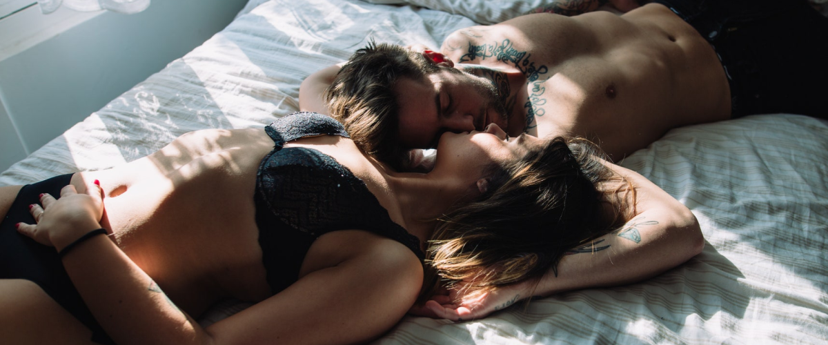 Где занимаются сексом, если нет квартиры?