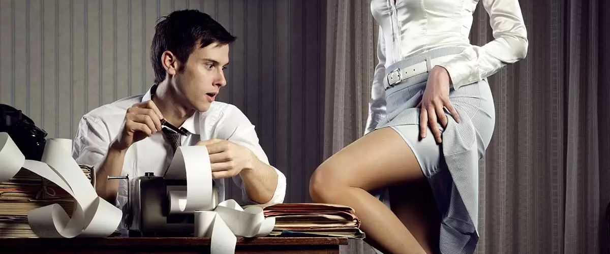 Служебный роман: секс на работе