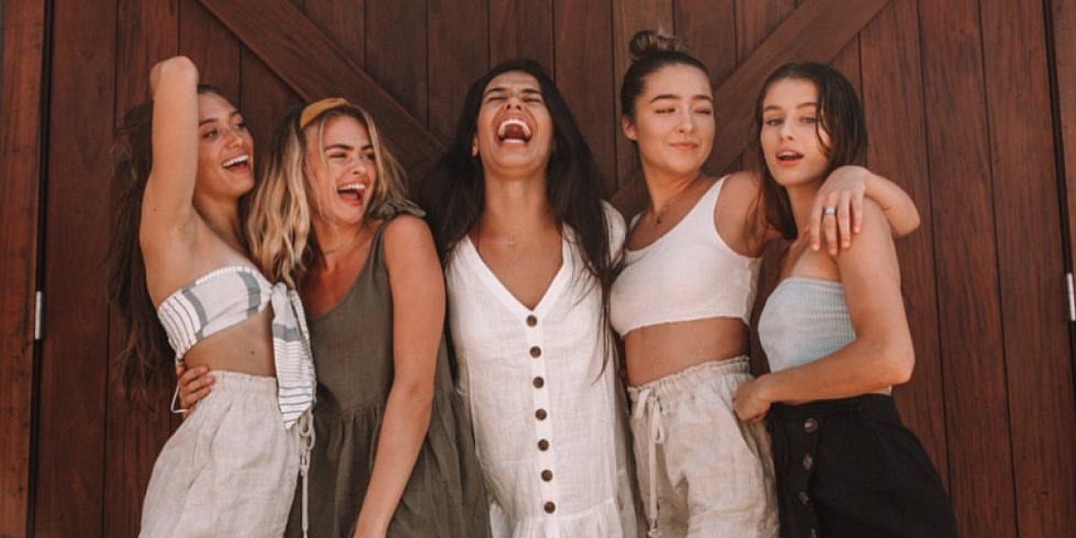 5 категорий девушек, с которыми нельзя встречаться