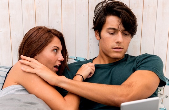 Мужчина-консерватор, что делать с ним в постели?