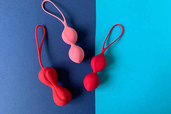 Как использовать вагинальные шарики. 3 самых эффективных упражнения