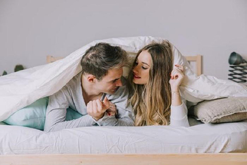 Секс с бывшим: почему мы спим с экс-партнерами?