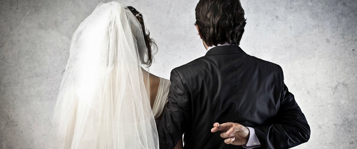 Фиктивный брак. Между романтикой и мошенничеством