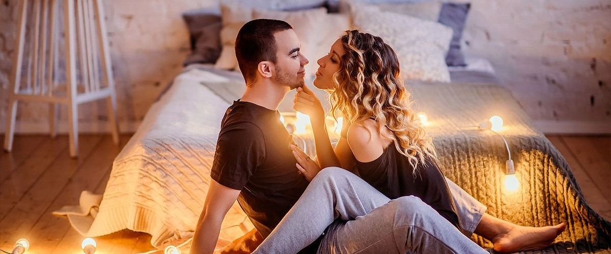 Как снять домашнее эротическое видео