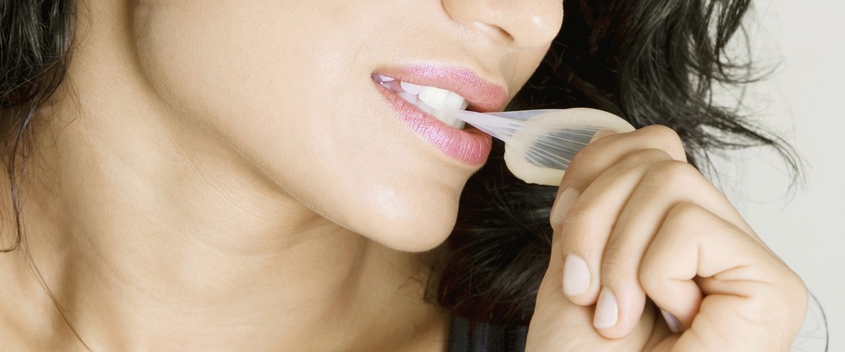 Безопасный и удобный секс. В чем особенность презервативов с анестетиком