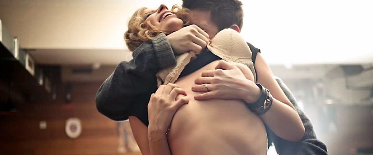 Сексуальный лекарь: как интимная связь оказывает целебное воздействие от головной боли