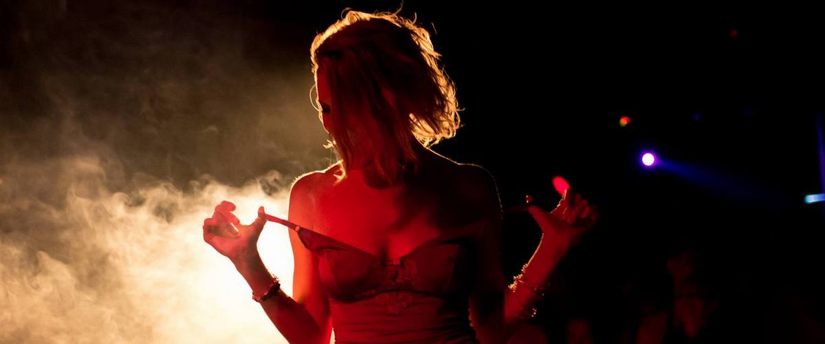 Тайны ночного клуба: раскрываем мир кинки и голых вечеринок