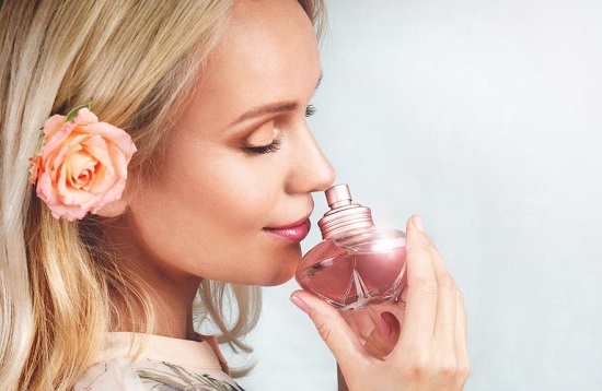 Работают ли духи с феромонами?