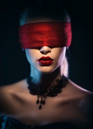 Пикантные позы из &laquo;50 оттенков серого&raquo;, которые пробудят вашу Внутреннюю Богиню