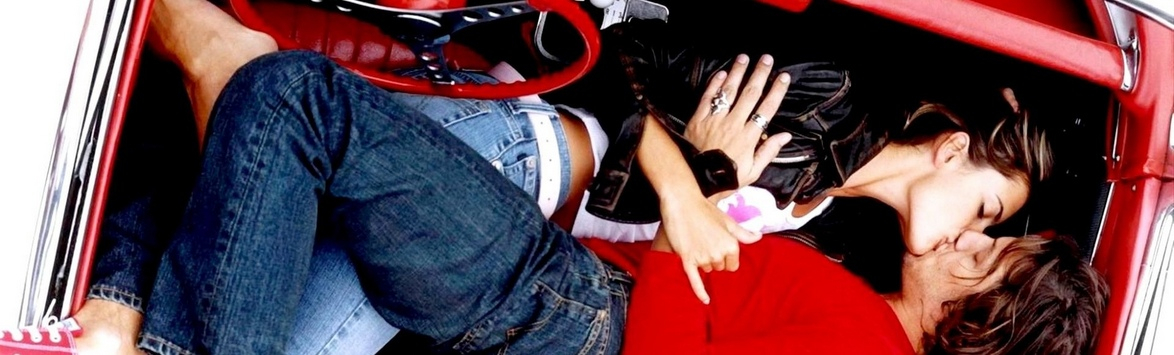 Позы для секса в машине: удобство и комфорт