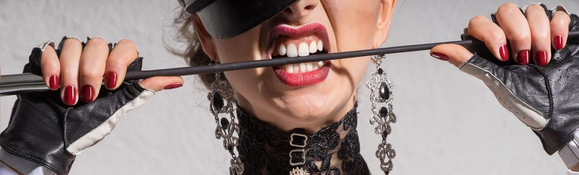 Игривое удовольствие: легкая порка как чувственный фетиш