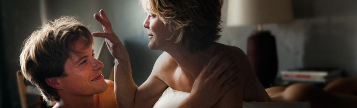 Юность и опыт. Почему молодые парни любят зрелых женщин? Три типа молодых любовников