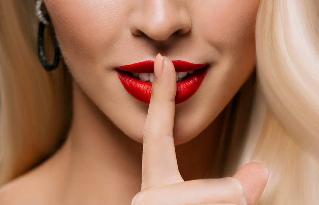 Почему женщины часто скрывают число сексуальных партнеров?