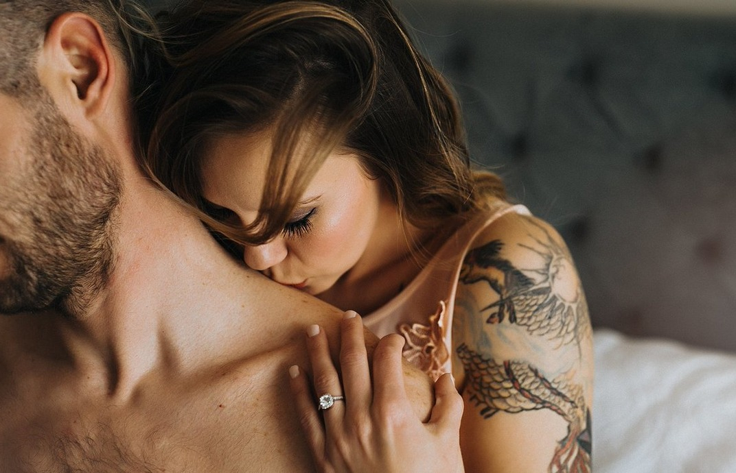 Утренний секс: как он может улучшить ваши отношения