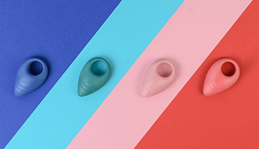 Какие аксессуары стоит приобрести одновременно с секс-игрушкой