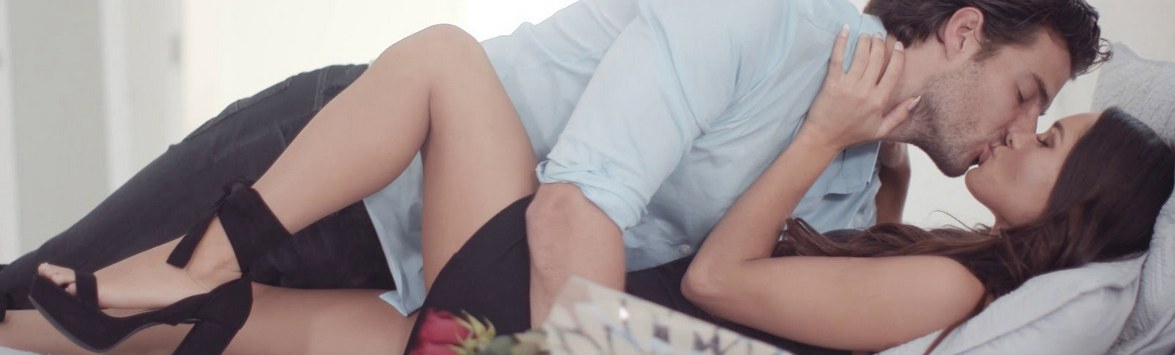 Мужчины любят глазами: 8 причин заняться сексом при свете