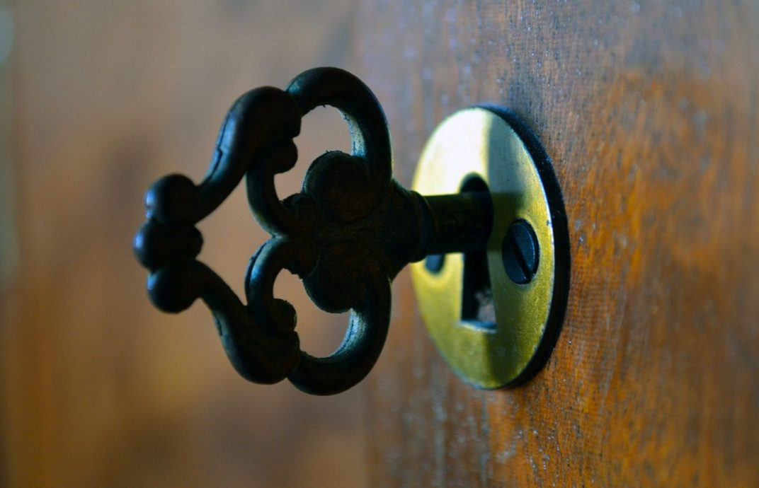 Что делать, если член застрял в вагине и как избежать неловкости?