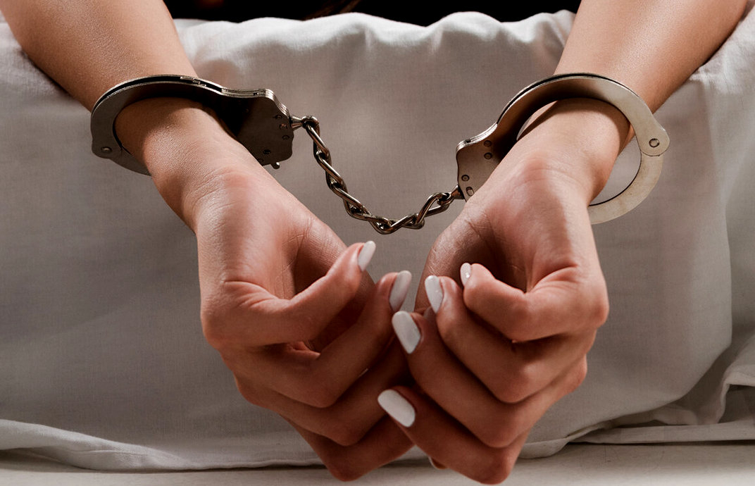 Безопасность и доверие: как БДСМ меняет взгляды на секс и отношения