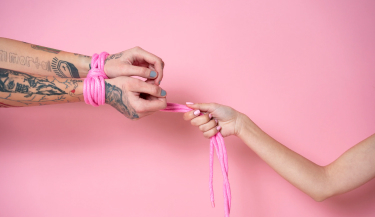 Моя первая секс-игрушка. С чего мужчине начать знакомство с секс-шопом?