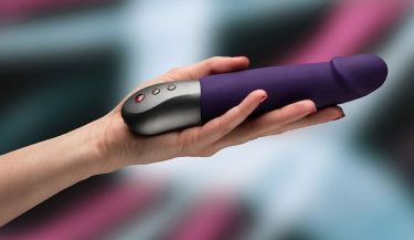 Дилдо vs. вибратор: что принесет больше наслаждения?