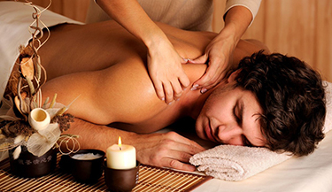 Правила применения масла в эротическом массаже