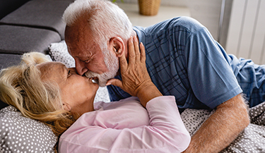 Любви все возрасты покорны: секс-игрушки для пожилых людей