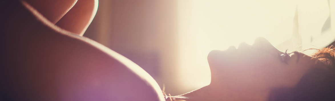 Лучшие позы для первого секса. Как лишиться девственности без боли?