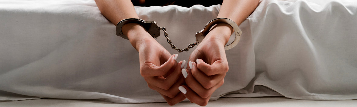 Безопасность и доверие: как БДСМ меняет взгляды на секс и отношения