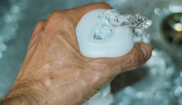 Уход за секс-игрушками. Что нужно знать?