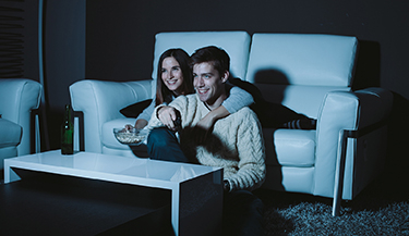 6 шагов к совместному просмотру фильмов для взрослых. Как предложить девушке любимые секс-ролики?