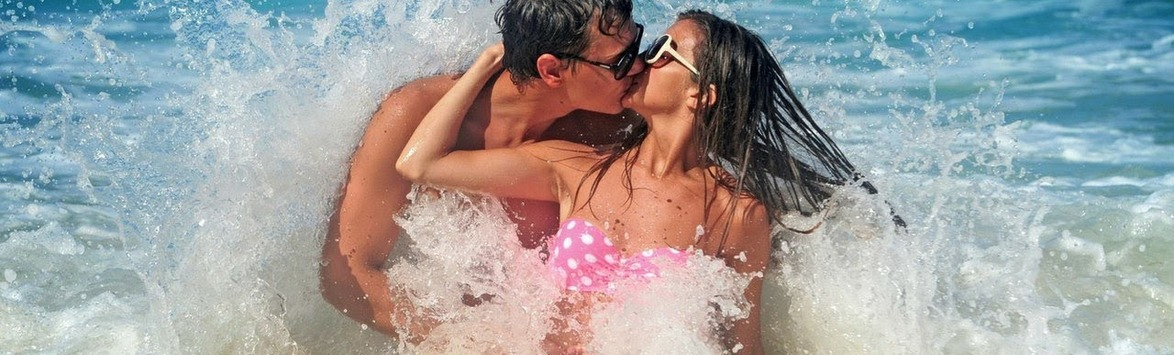 Секс в воде: погружение в романтику и удовольствие