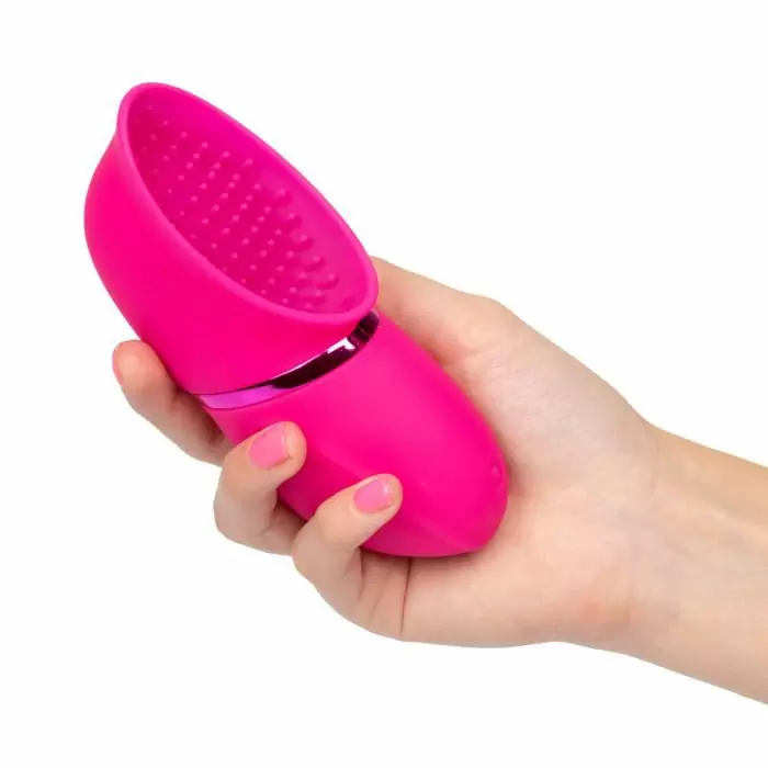 Вибромассажёр с присоской Calexotics Intimate Pump™ Rechargeable Full Coverage Pump - фуксия