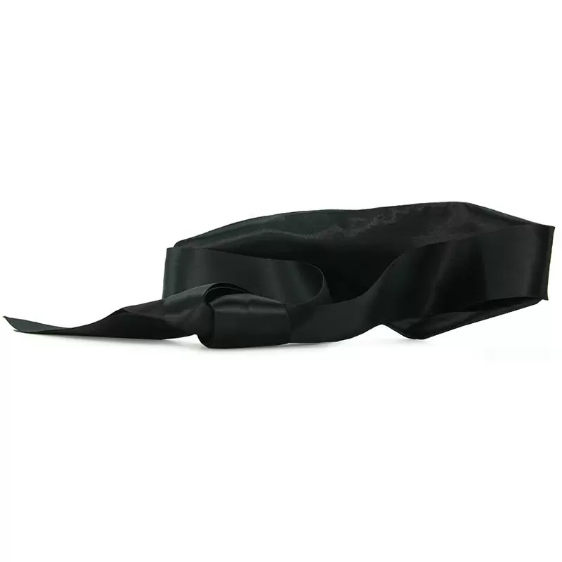 Маска Satin Blindfold закрытая на завязках – черная	