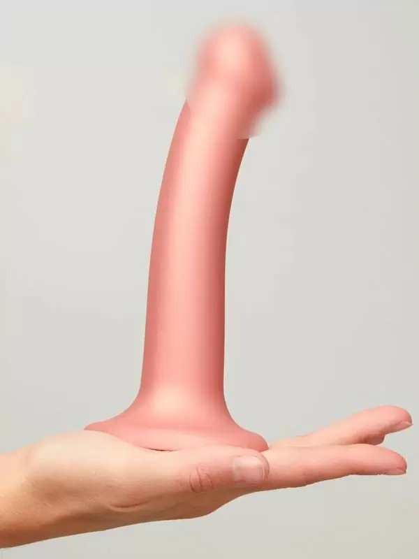 Реалистичный фаллоимитатор Strap-On-Me Mono Density Dildo Metallic Shine, 16 см, силикон, розовый