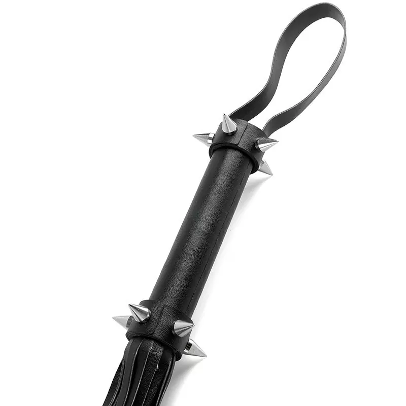 Плеть Spiked Hand Whip – черная