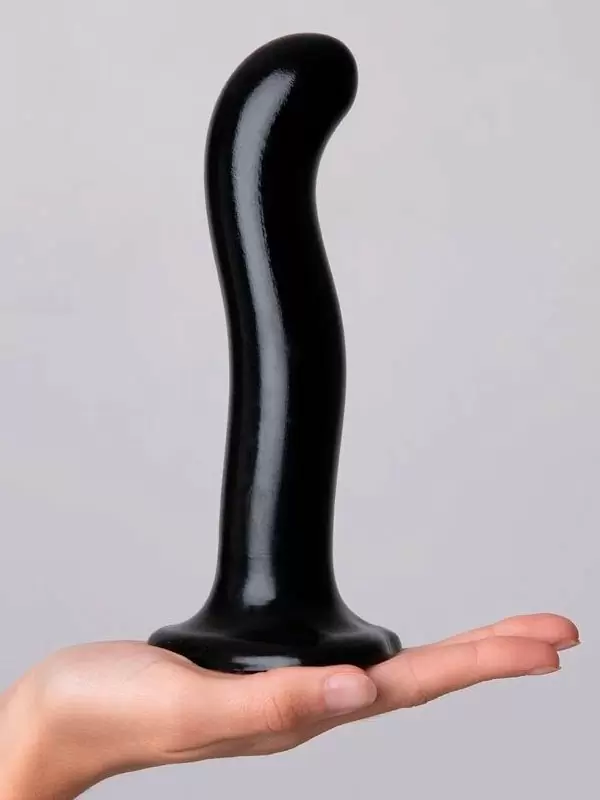 Изогнутый фаллоимитатор Strap-On-Me Dildo Point P&G, 19 см, силикон, черный