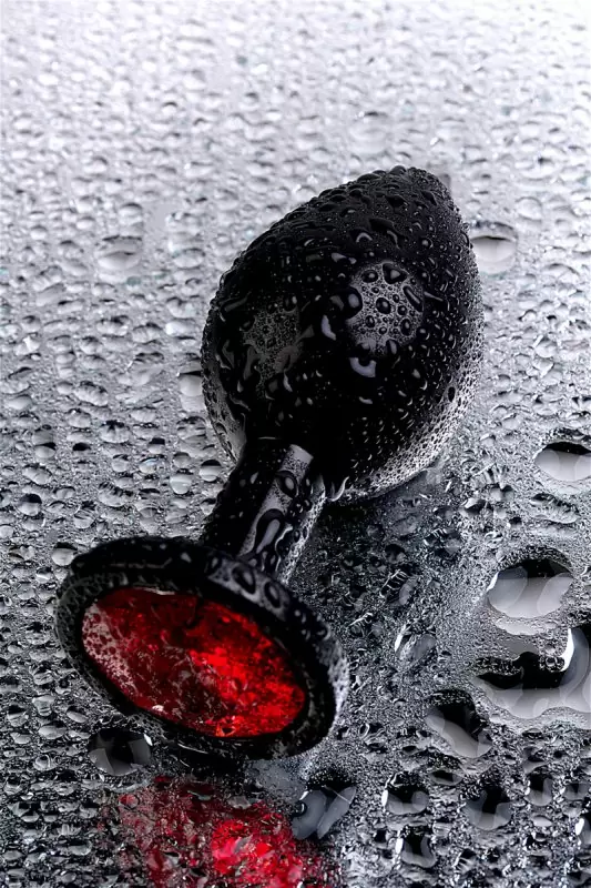 Легкая металлическая анальная пробка TOYFA Metal с кристаллом - в ассортименте