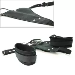 Комплект из наручников и трусиков Bondage Panty & Cuffs для электростимуляции – черный