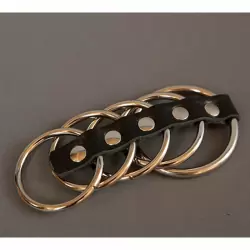 Сбруя на пенис и мошонку Подиум 5 колец - черный