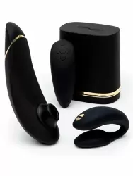 Новогодний набор для пар Golden Moments: Стимулятор клитора Womanizer Premium 2, технология Pleasure Air + Вибратор для пар We-Vibe Chorus, 10 режимов