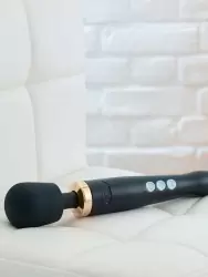 Мощный вибратор Doxy Die Cast, 37 см, силикон, черный с золотым