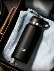 Нереалистичный мастурбатор Pipedream FAP FLASK, 22,8 см, в виде бутылки для воды, чёрный