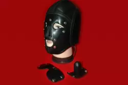 Шлем «Слеп и нем»