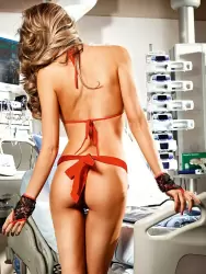 Игровой костюм Классная Медсестра – черно-красный