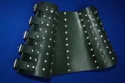 Наручья не подшитые