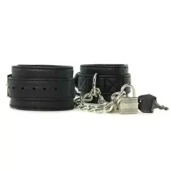 Унисекс наручники на цепи с замком Unisex Leatherette Cuffs – черный