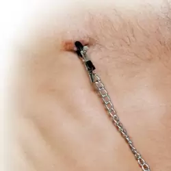 Зажимы на соски с утяжкой для пениса Fetish Fantasy